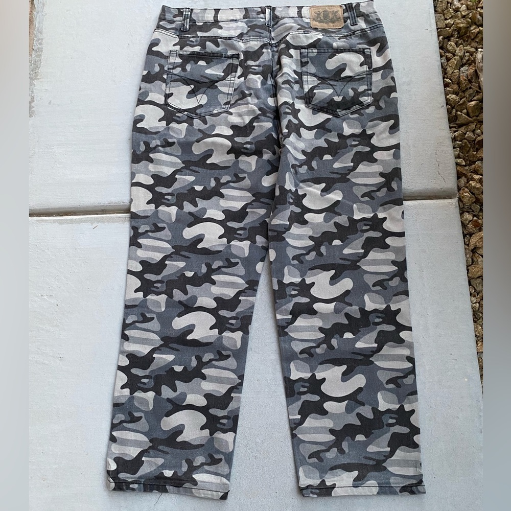 Noiz Men’s Camo Jeans W48